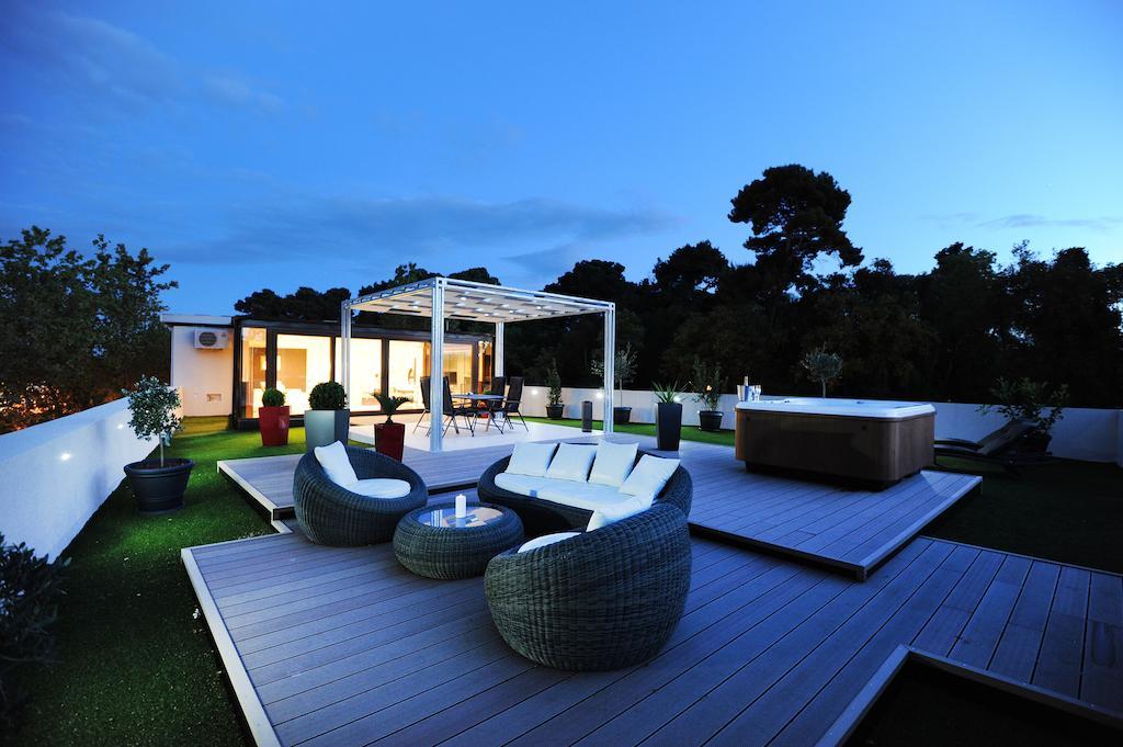 Ferienwohnung Feel Good Penthouse With Jacuzzi Zadar Exterior foto